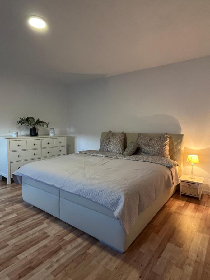 Apartman Gabi Lučenec Esterno foto